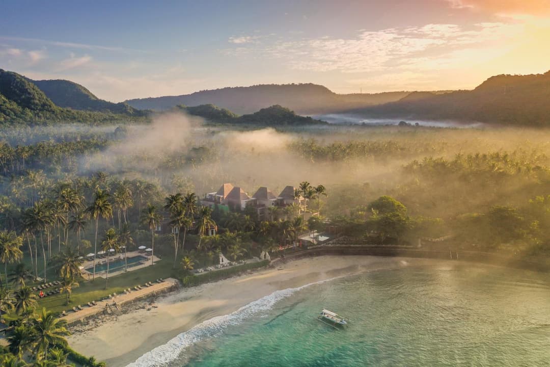 Candi Beach Resort & Spa